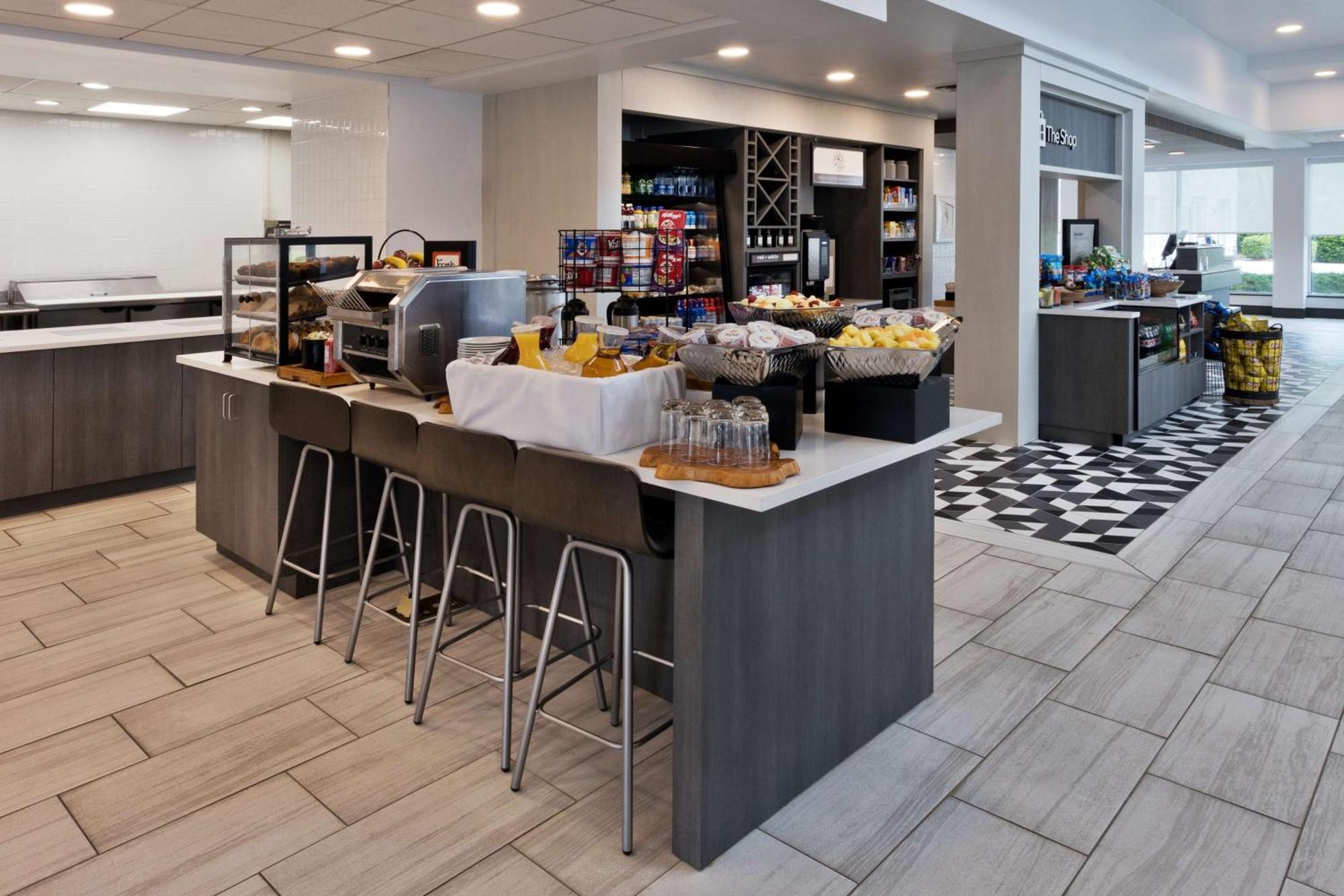 Hilton Garden Inn Birmingham Se/Liberty Park Exteriör bild