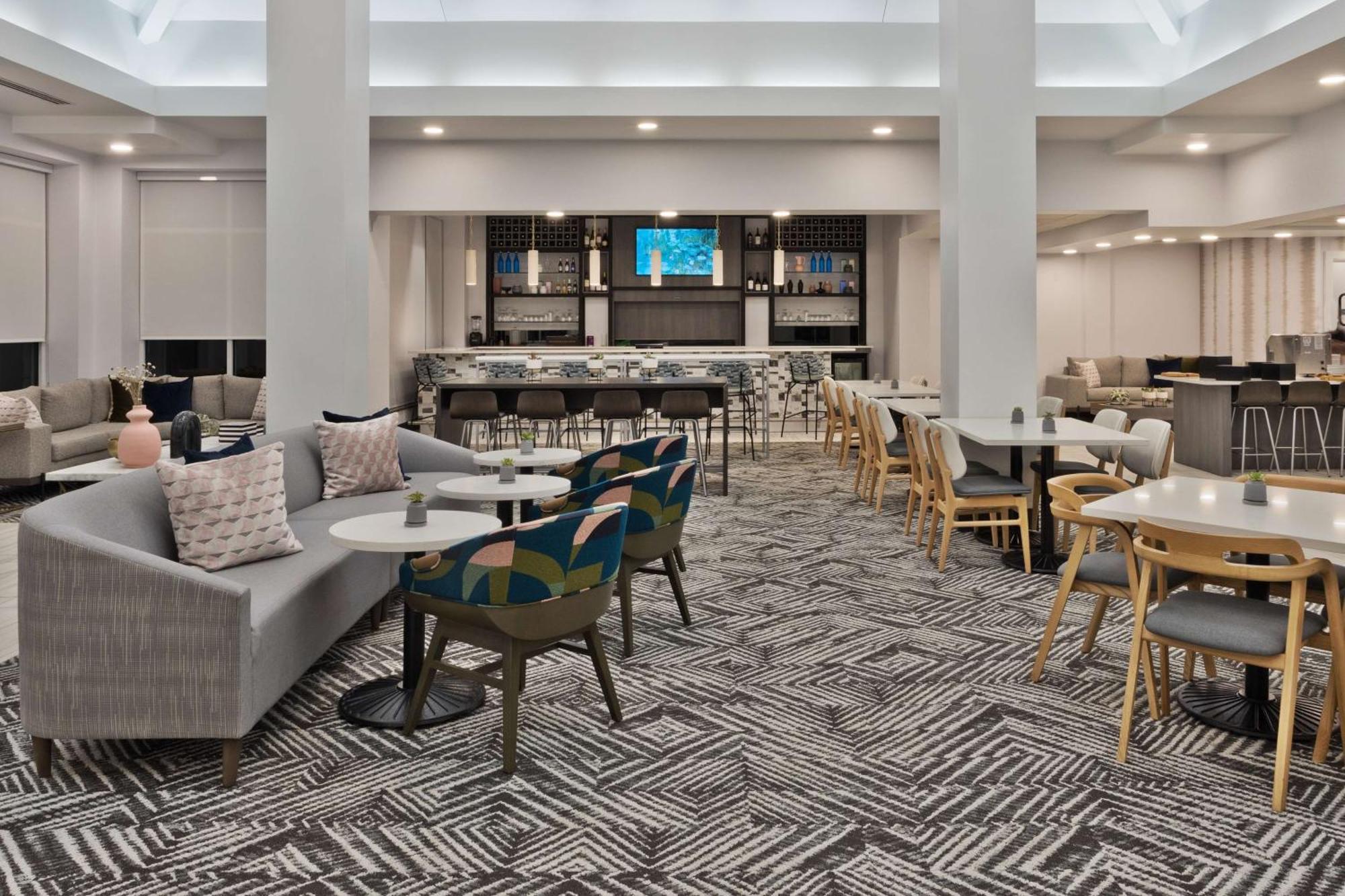Hilton Garden Inn Birmingham Se/Liberty Park Exteriör bild