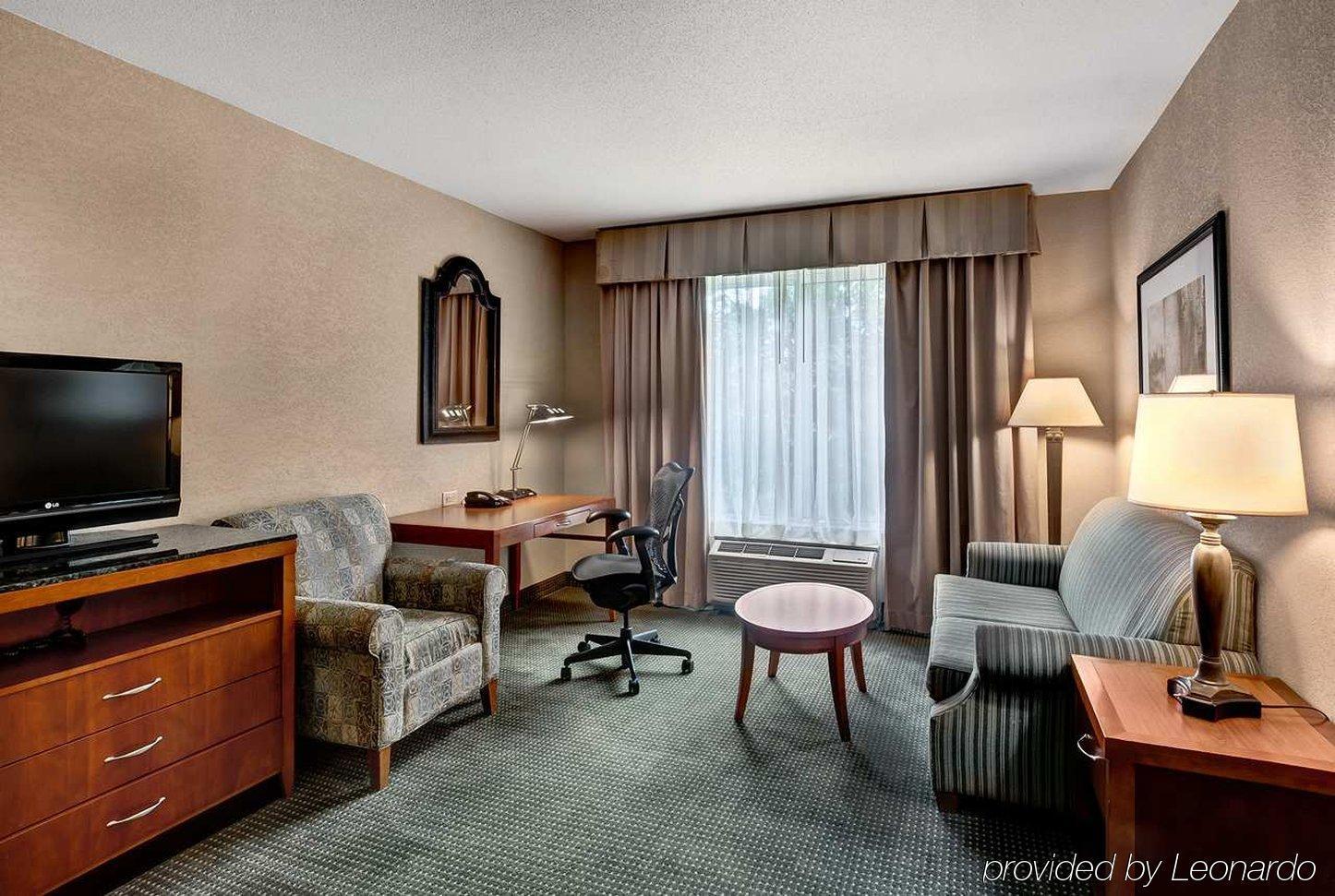 Hilton Garden Inn Birmingham Se/Liberty Park Exteriör bild