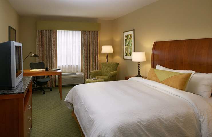 Hilton Garden Inn Birmingham Se/Liberty Park Exteriör bild